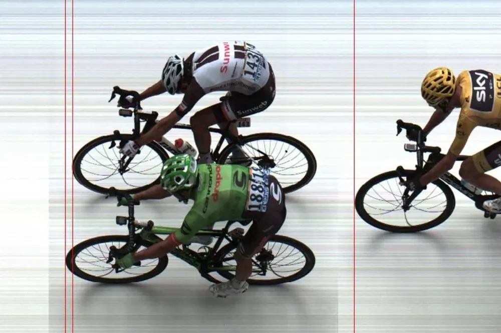 Así fue el final de la etapa que ganó Urán