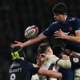 Hugo Auradou con la selección de Francia vs Inglaterra el pasado 8 de febrero de 2025 por el Seis Naciones