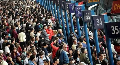 Tres Cruces recibe 400 pasajeros menos por día que en enero de 2014