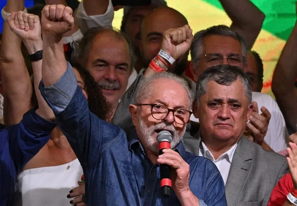 Lula durante su discurso tras la victoria