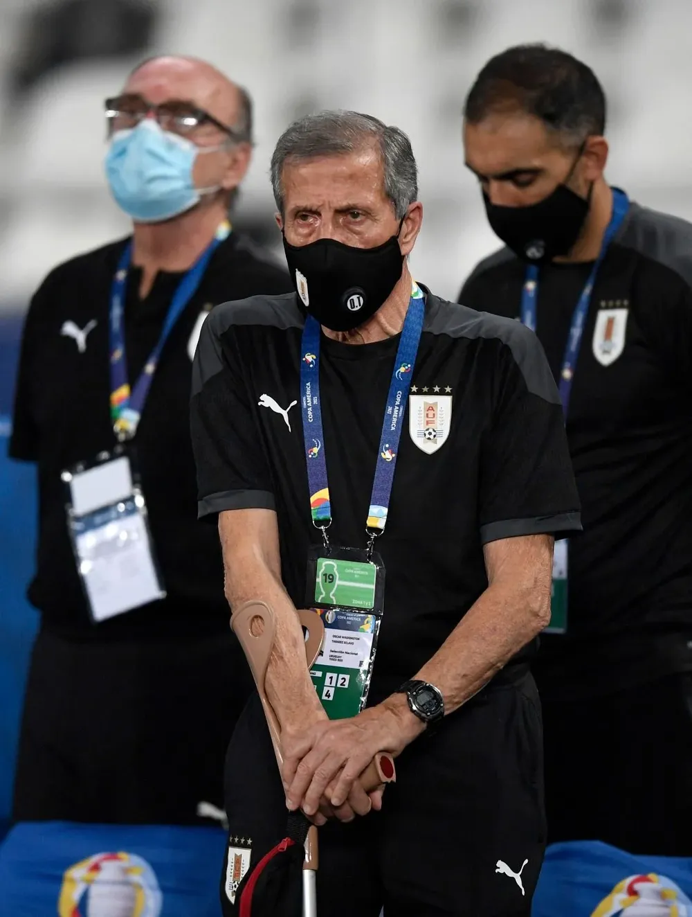 Óscar Tabárez en el partido ante Paraguay