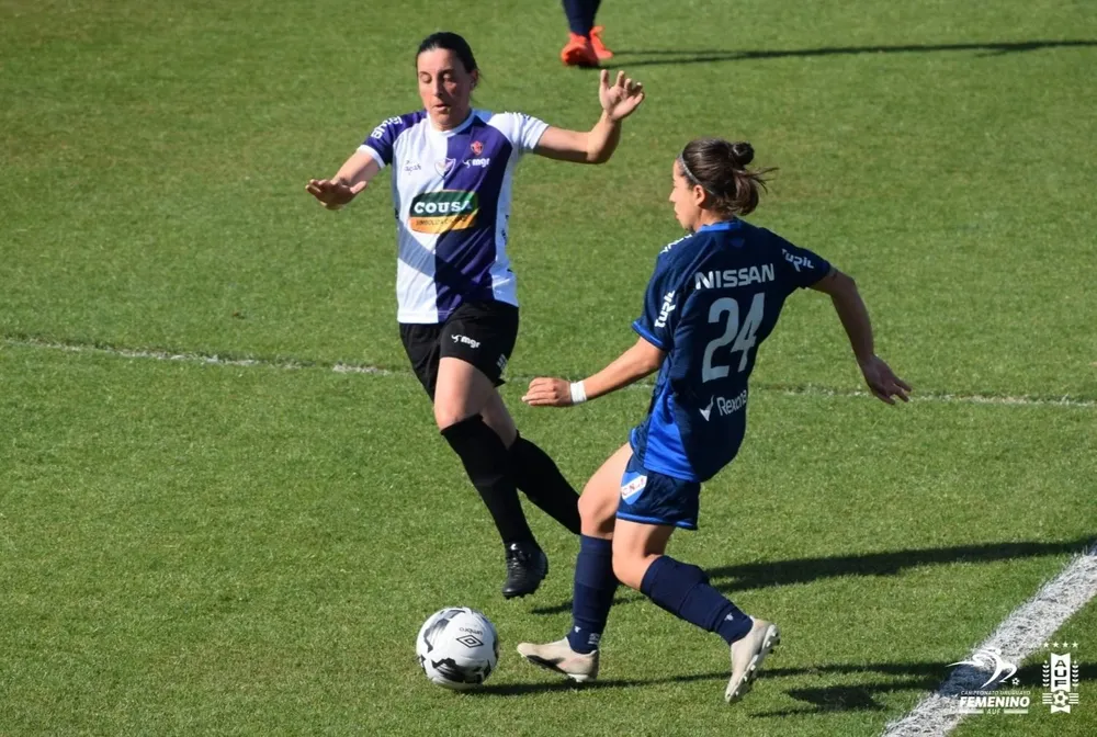 Fénix y Nacional se enfrentaron en el Capurro