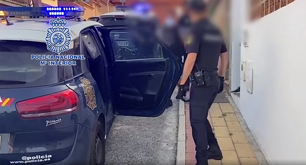 La policía detiene al hombre acusado por matar cachorros.