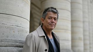 El escritor francés Emmanuel Carrère