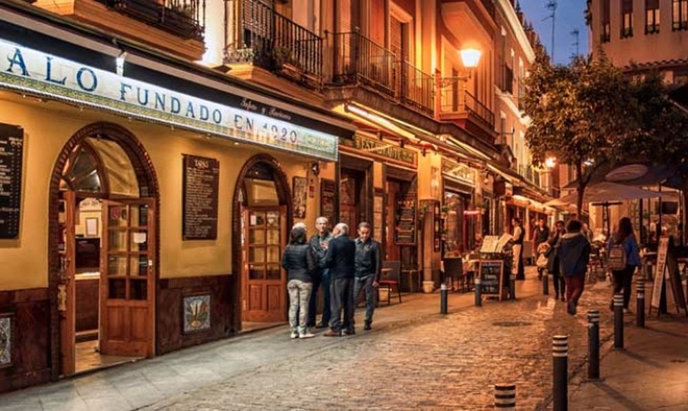 La ciudad española donde comerás un 30% más barato que en Barcelona, Madrid o Palma de Mallorca. (Turismo de Sevilla)