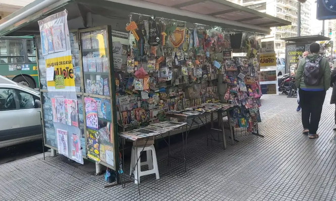 El Gobierno deroga el régimen de venta de diarios y habilita a los kioscos a ofrecer servicios de correo