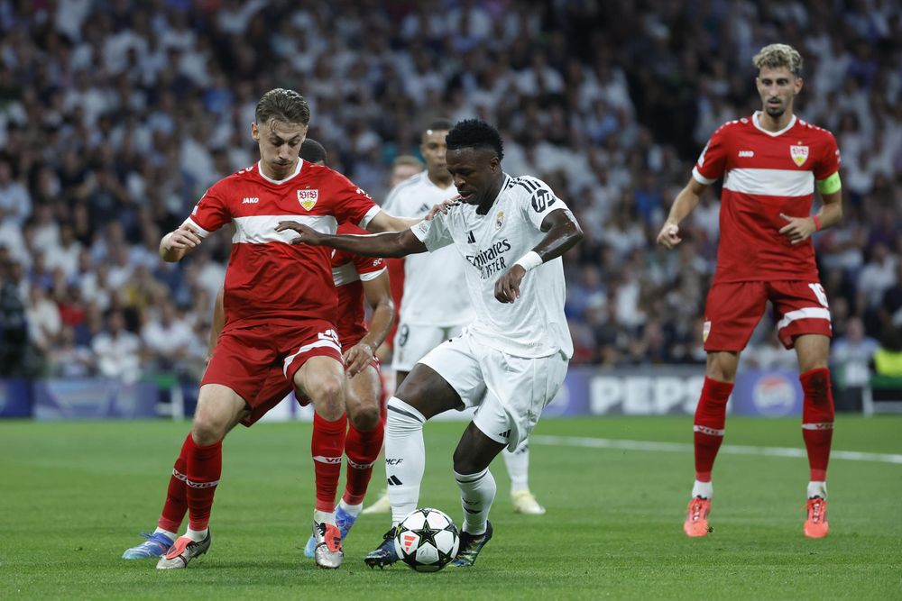 Real Madrid y Stuttgart igualan sin goles. Real Madrid y Stuttgart igualan sin goles.