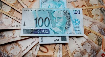 Inflación en Brasil alcanzó en febrero su nivel más alto en 17 meses
