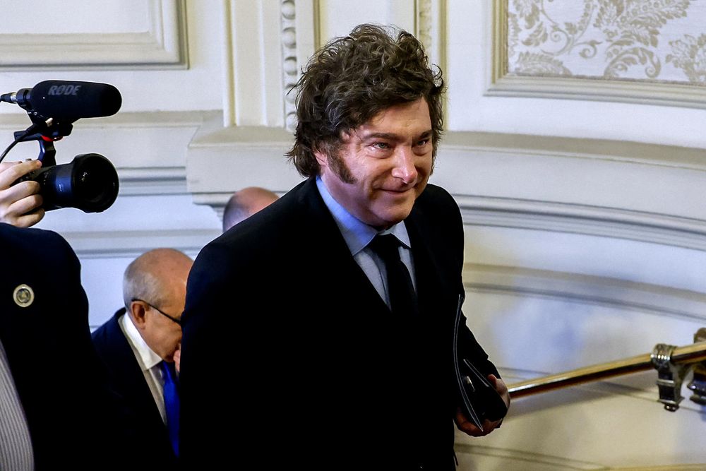 El presidente de Argentina, Javier Milei, llega al desayuno informativo del Fórum Europa del que es protagonista este miércoles en Madrid.