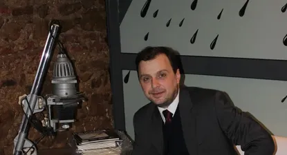 En el interior, la realidad local compite fuerte con lo digital