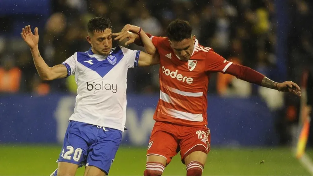 River enfrenta a Velez desde las 19:15