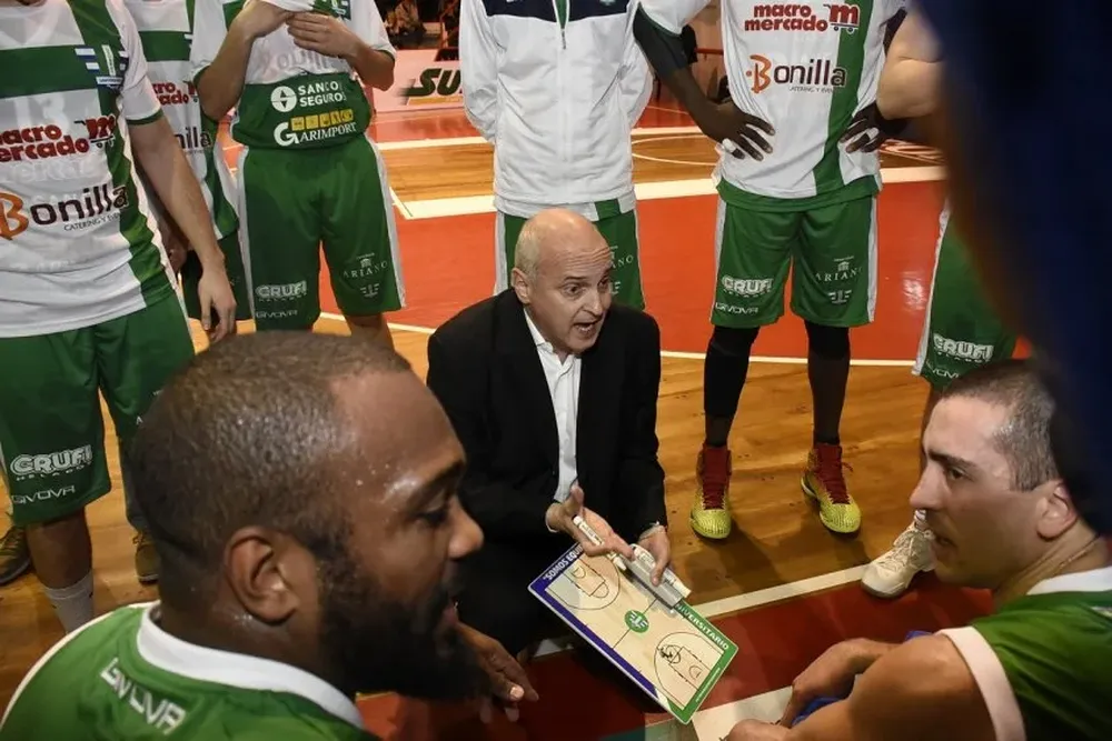 Héctor Da Pra da indiciaciones a los jugadores de Urunday