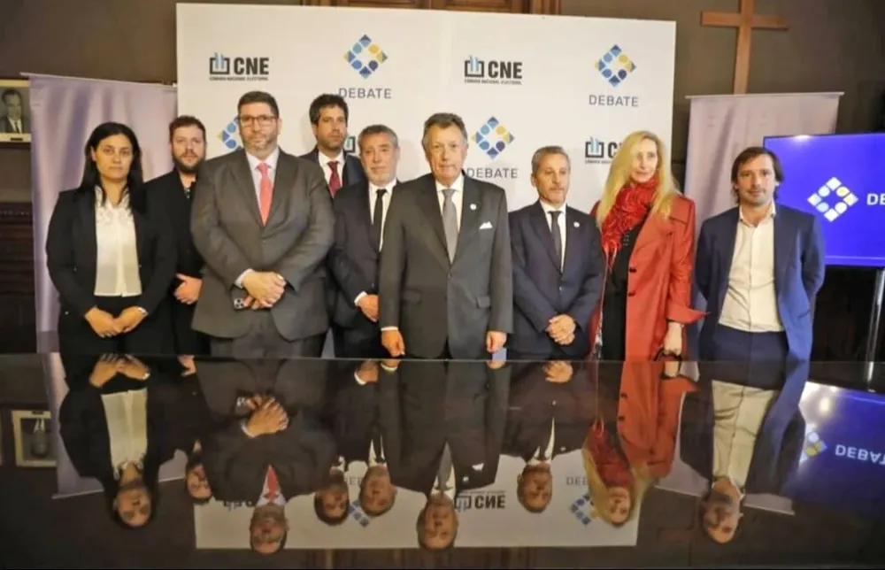 Antes las denuncias de fraude la Justicia convocó a los apoderados de Massa y Milei para bajar preservar la convivencia