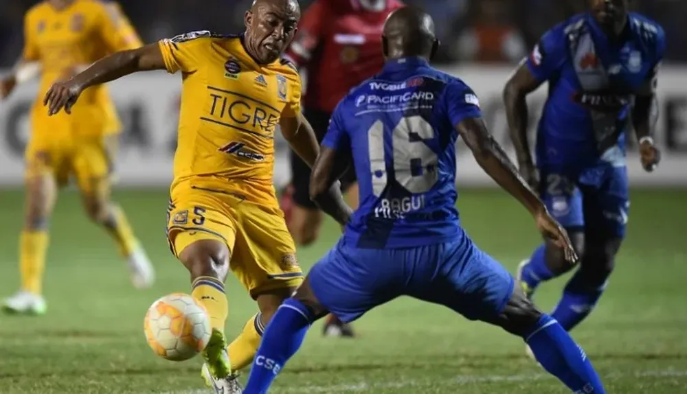 Egidio con la pelota