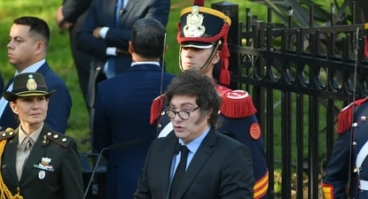 El presidente Javier Milei reivindicó la soberanía sobre Malvinas y llamó a “ser una potencia” para que los isleños “elijan ser argentinos”.