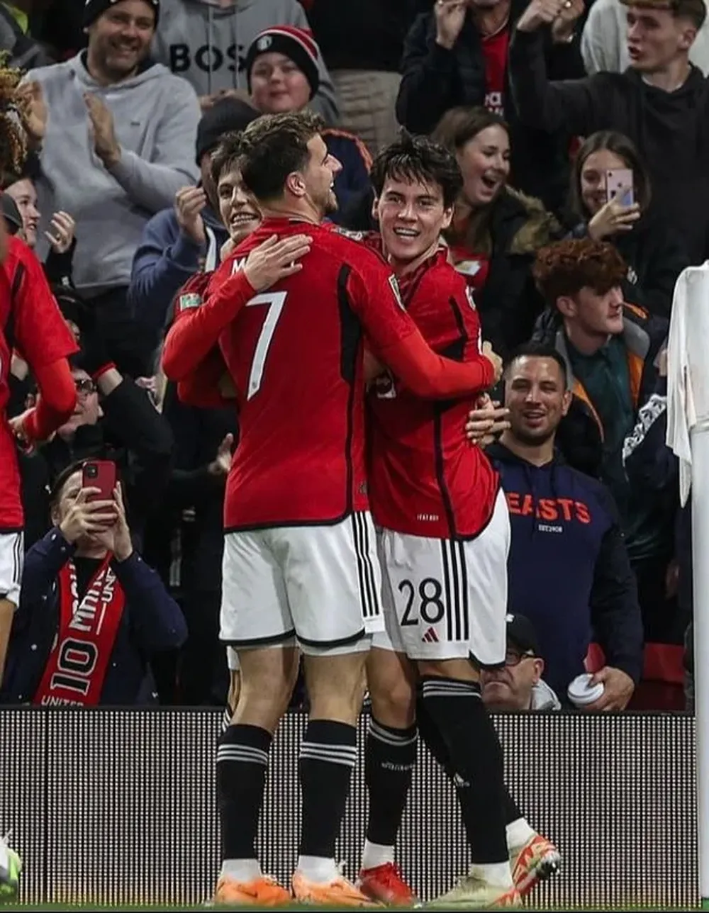 Festejo de Facundo Pellistri en Manchester United