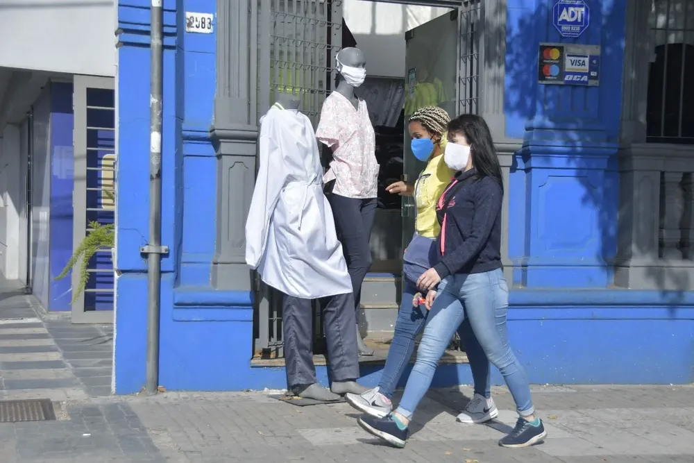 El avance de ómicron disparó los casos