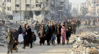 Israel se compromete con la UE a medidas para aumentar la entrega de ayuda humanitaria en Gaza