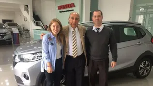 Inés Levrero de Punta Carretas Shopping, Jorge Guekdjian, y Juan Pablo Sagnol de Honda