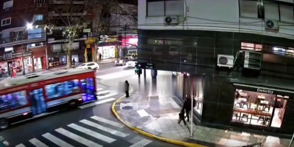 CHOQUE DE COLECTIVO EN RECOLETA.jpg