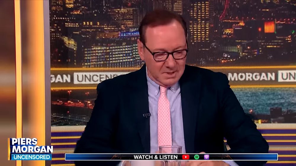 Kevin Spacey llora.jpg