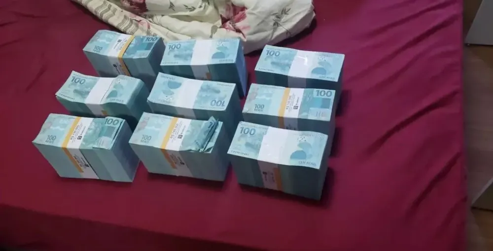 Parte del dinero encontrado