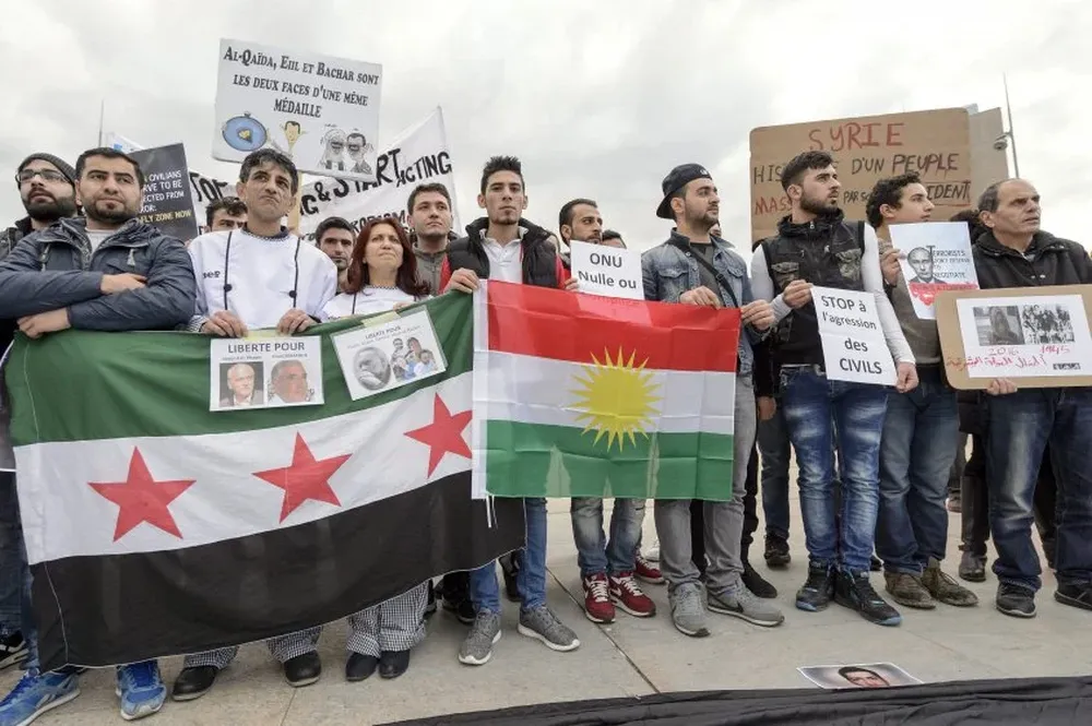 Manifestantes protestan contra el régimen sirio en Ginebra