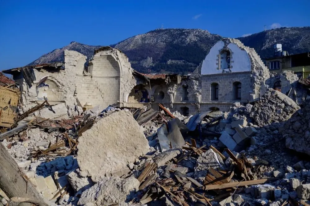 No es el primer sismo que sufre la ciudad, por lo que fue destruida y reconstruida varias veces