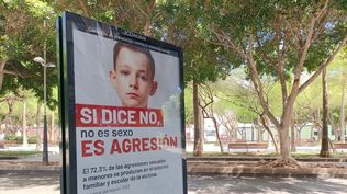 La alcaldesa de Almería se ha disculpado por una publicidad sobre agresión sexual infantil.&nbsp;
