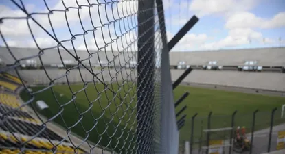 El problema no son solo las populares: los últimos líos en tribunas laterales