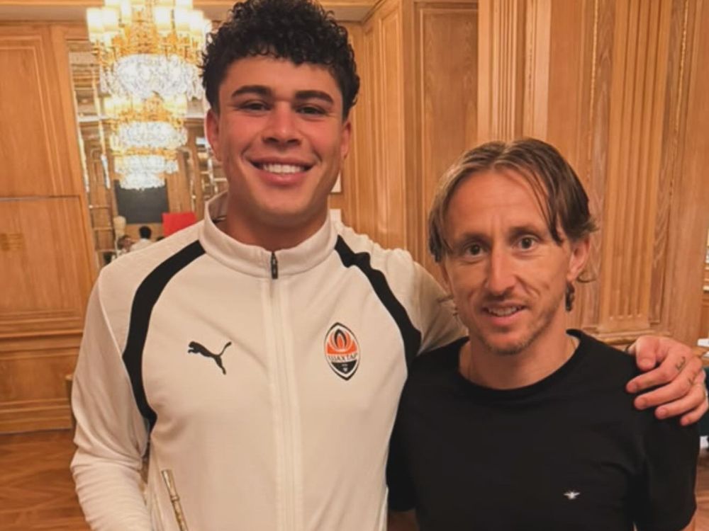 Alan Matturro se tomó una foto con la leyenda croata Luka Modric