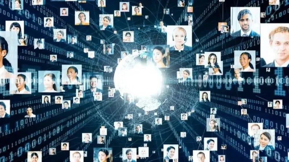 Un investigador defiende valores más humanos para la Inteligencia Artificial, en particular para los algoritmos que gobiernan las redes sociales