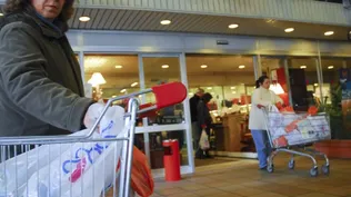 Tienda Inglesa recorta beneficios a empleados pero por ahora evita más despidos