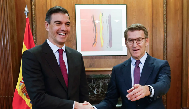 El presidente del Gobierno, Pedro Sánchez y el líder del PP, Alberto Núñez Feijóo