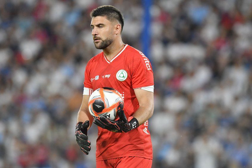 Joaquín Silva, golero de Plaza Colonia