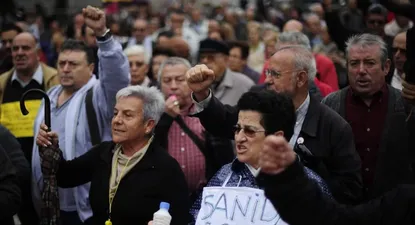 Españoles en una manifestación
