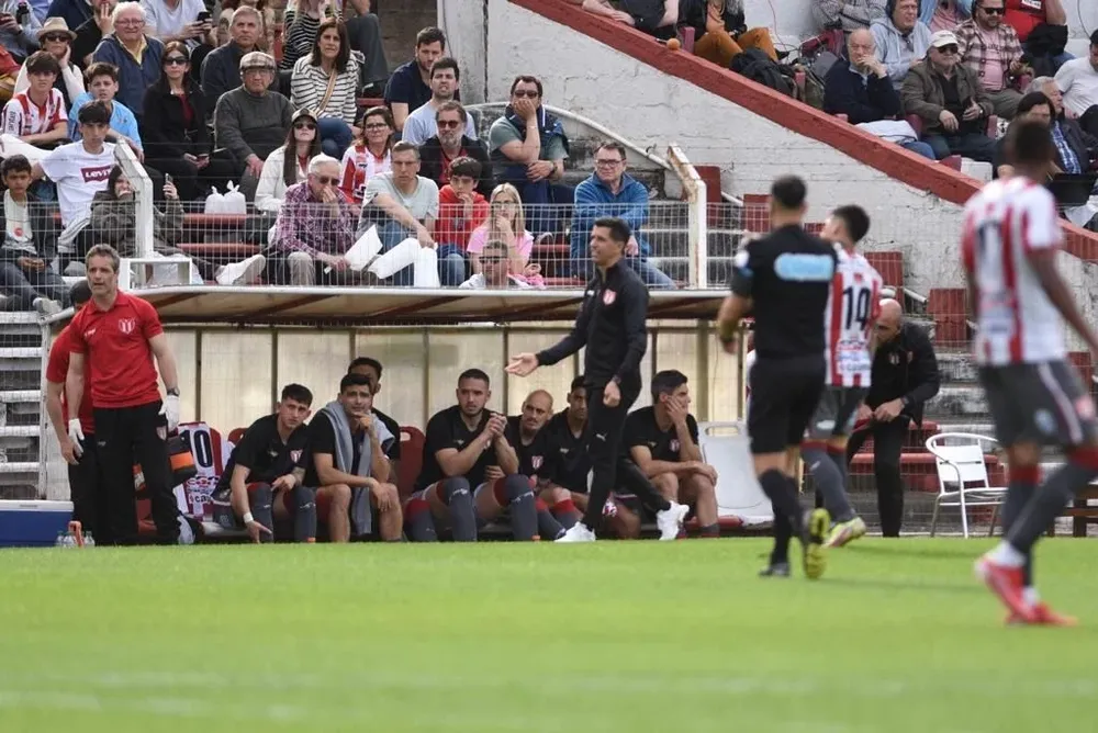River recibe a Liverpool