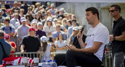 Charlie Kirk, activista conservador y aliado de Trump, muere tras ser baleado en un evento de una universidad