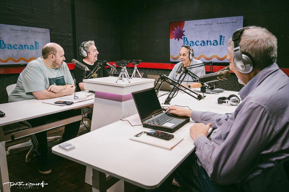 Rafael Villanueva sigue recibiendo apoyos y varios surgen en el carnaval: uno nació en el estudio donde se emite el programa Bacanal.