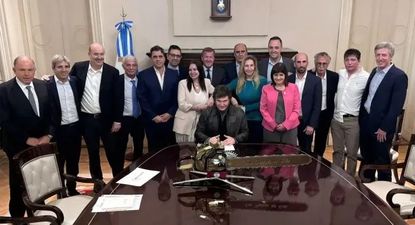 Javier Milei firmó el decreto para convocar sesiones extraordinarias hasta el 27 de diciembre