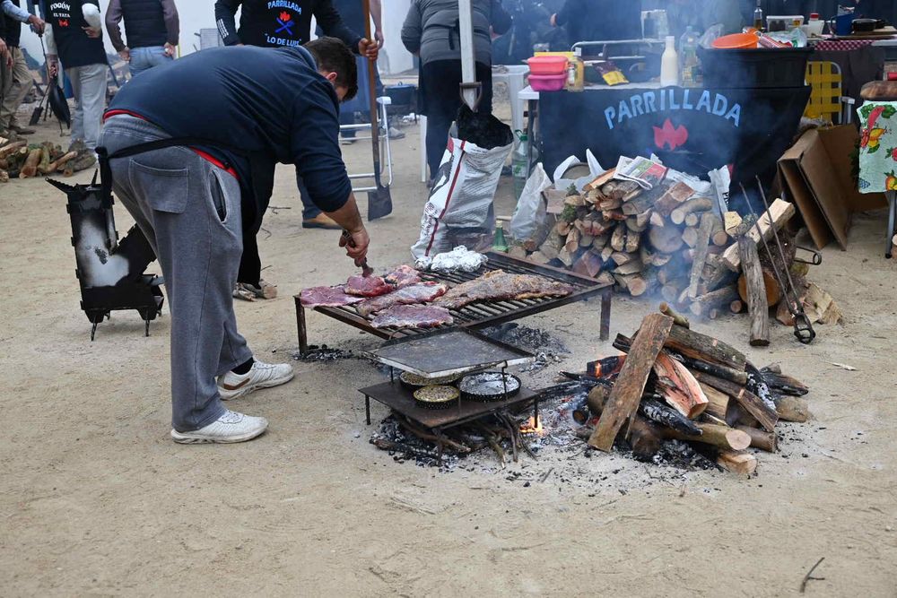 Florida: los participantes de esta primera edición de Asado y Leche, organizada por el Holando, quedaron en la historia.