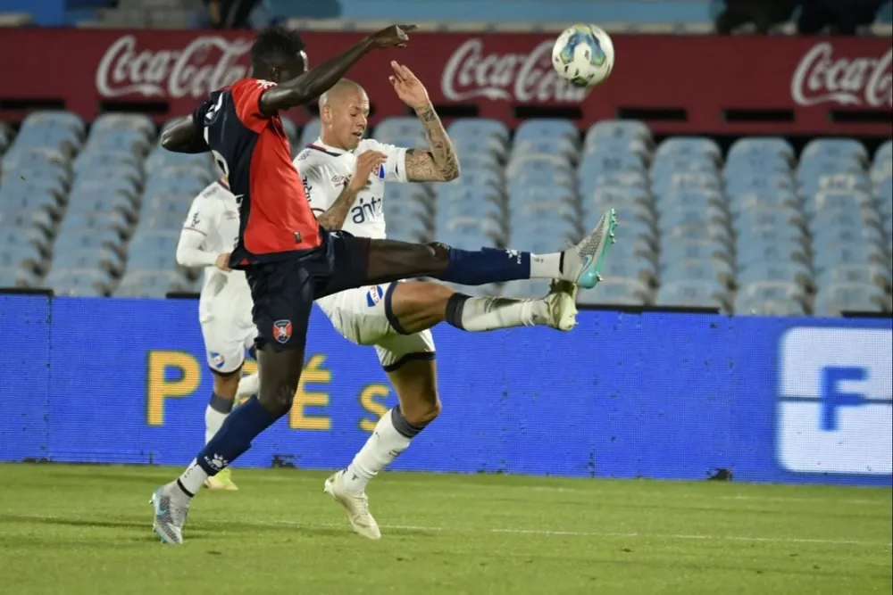 Albion ante Nacional Albion ante Nacional