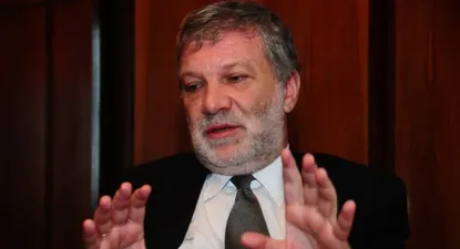 Industria media en conflicto de estacioneros