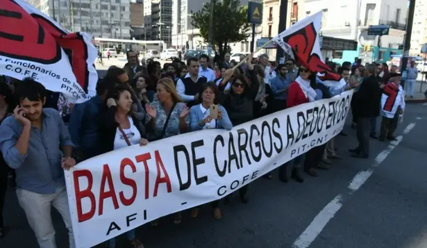 Manifestación de la Asociación de Funcionarios de Impositiva.