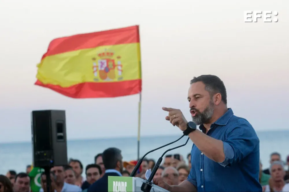 El presidente de Vox, de campaña por Cataluña.
