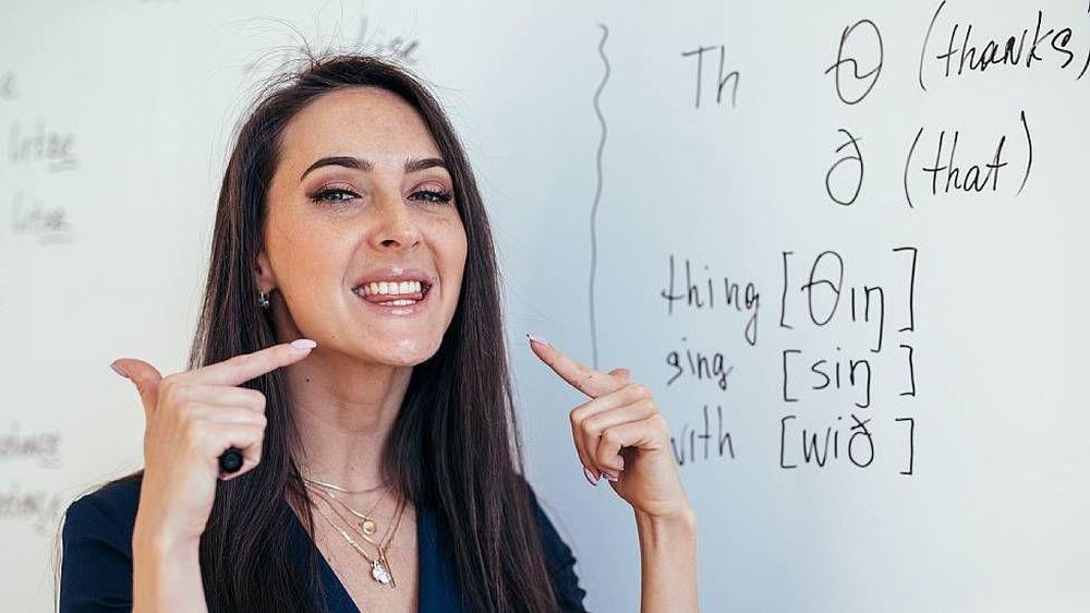 &quot;Cada idioma tiene sonidos específicos: en inglés, por ejemplo, hay fonemas que no existen en portugués, y viceversa&quot;.