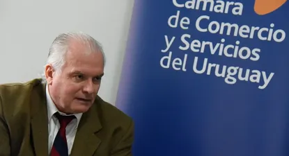 “Hay que buscar soluciones para defender a los comercios de frontera”