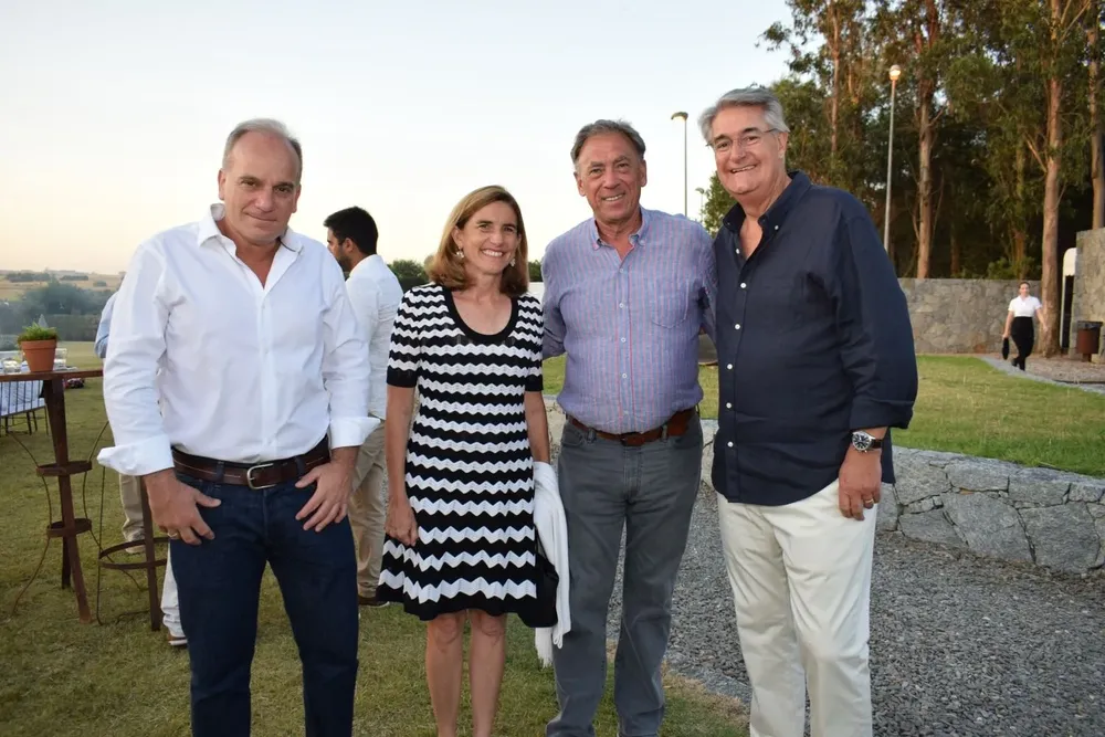 Cesar Blaquier, Luisa y Leo Mc Lean y Horacio Vilaró