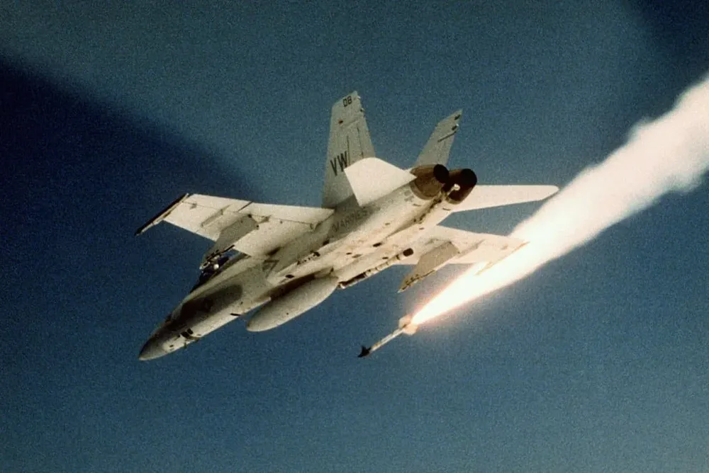 Estados Unidos suele responder con ataques aéreos sobre blancos proiraníes en Siria a las acciones contra sus tropas estacionadas en la región.