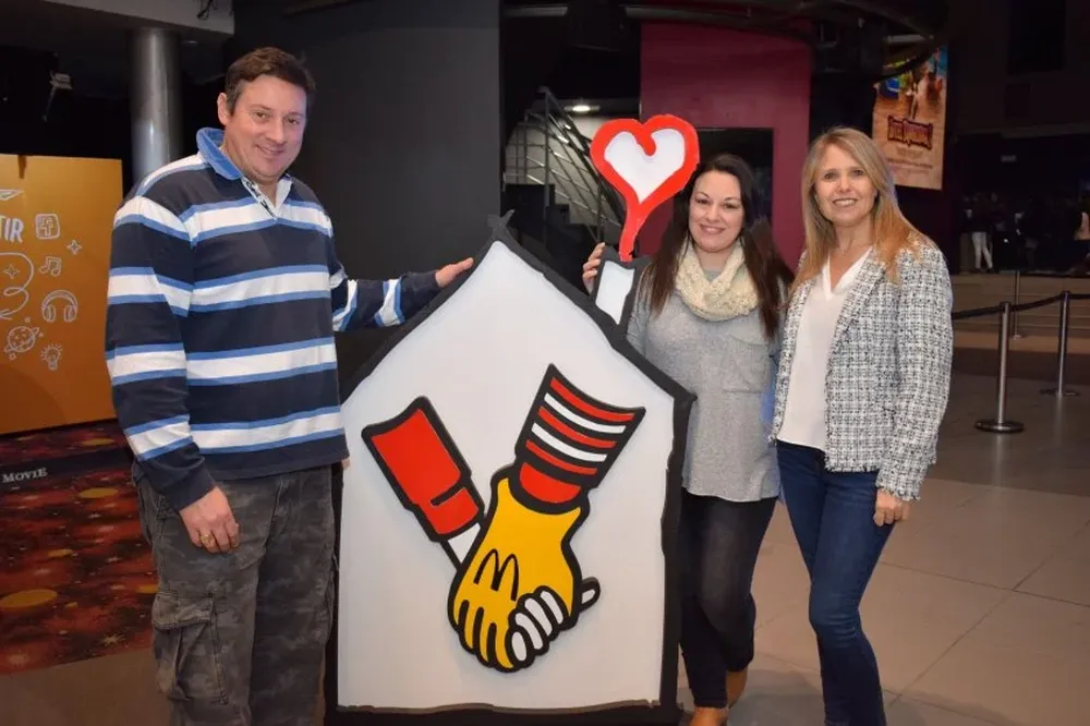 Daniel Castera, Marcela Girardelli y Sandra Marcos 